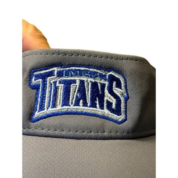 Under Armour Golf Visor One Size Fits All Titans Logo Adjustable Strap - Picture 3 of 6